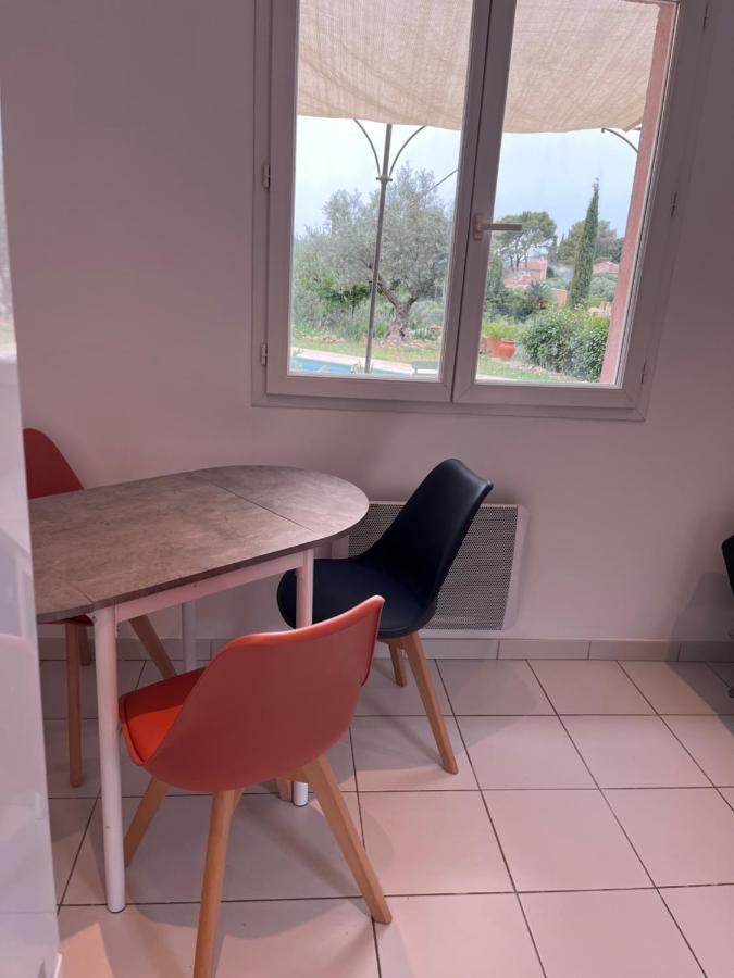 Apartament Hauteurs De Toulon : Charmant Studio Piscine Zewnętrze zdjęcie